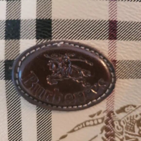 Vintage Burberry Handbag - Picture 5 of 9